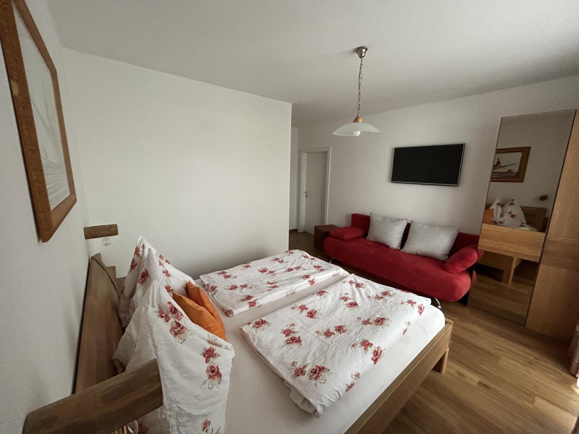 Haus Alpina Ski In & Ski Out Schladming Bagian luar foto