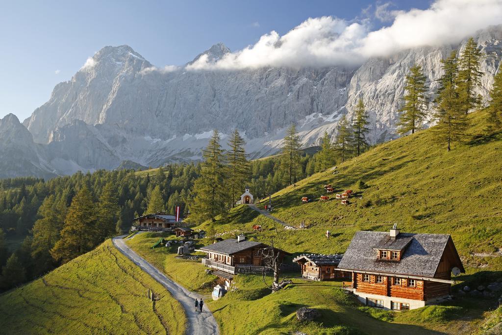 Haus Alpina Ski In & Ski Out Schladming Bagian luar foto