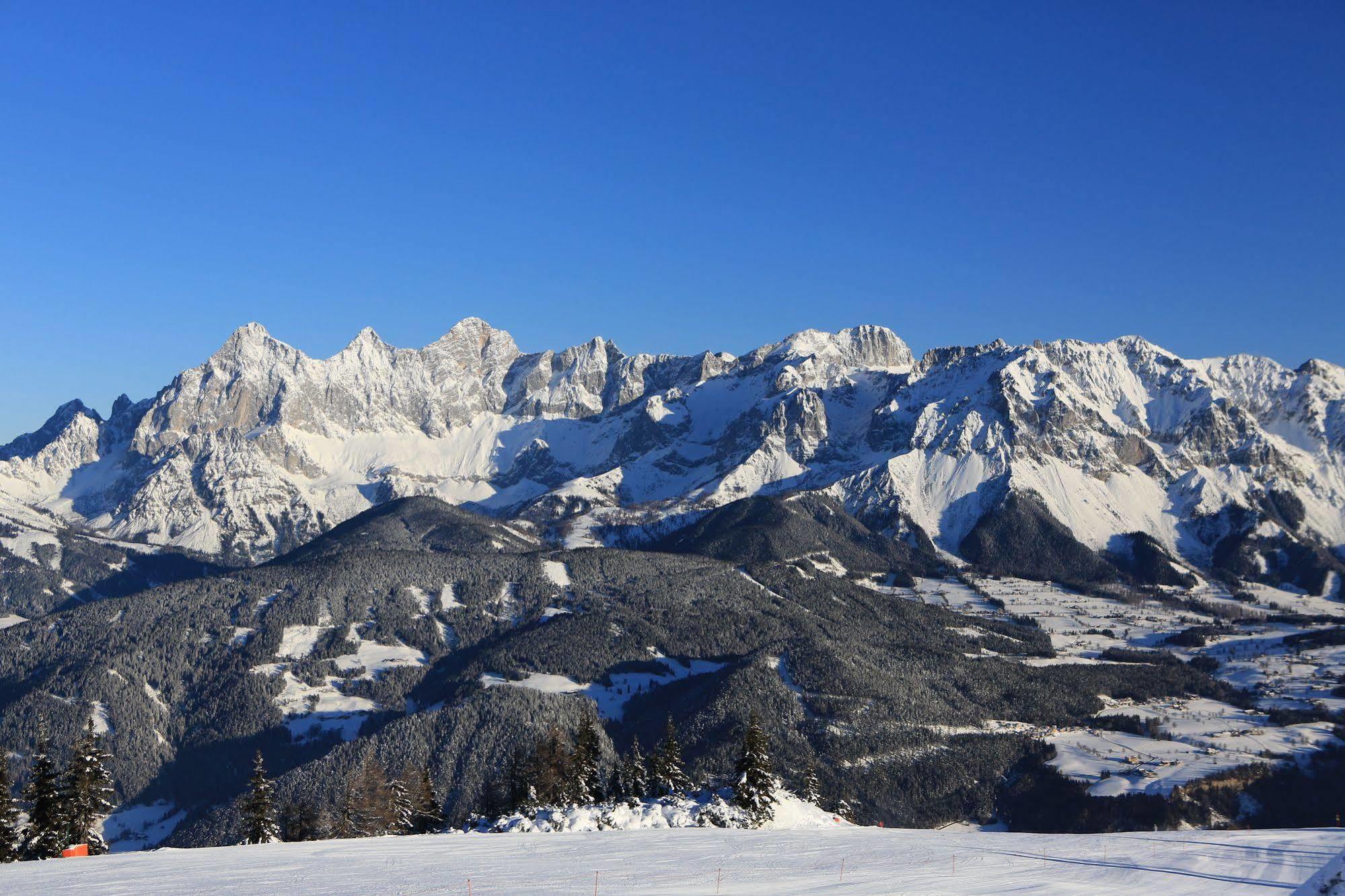 Haus Alpina Ski In & Ski Out Schladming Bagian luar foto